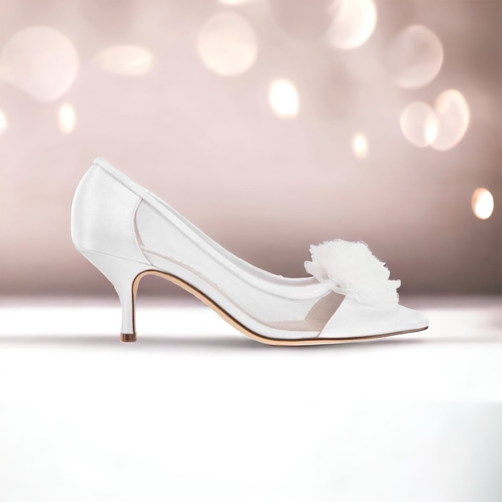 Nina “Bettye” pumps